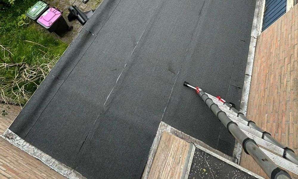 Plat dak geplaatst door dakdekker in Bunnik